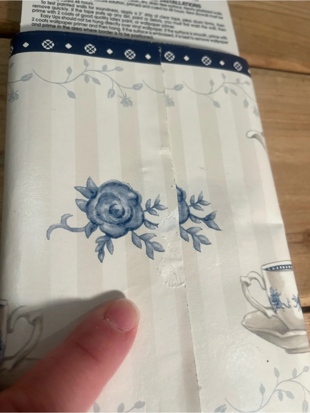 Easy Ups Self Adhesive Borders Wallpaper Blue White Teapot Cup Floral VTG New